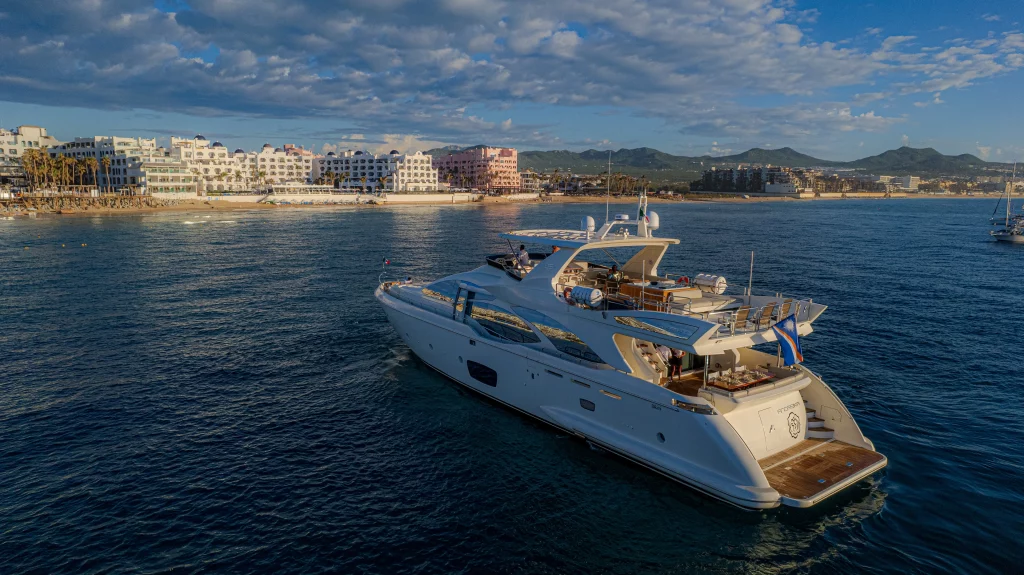 Azimut 95 yacht charter Cabo San Lucas - exterior and cruising photo 05