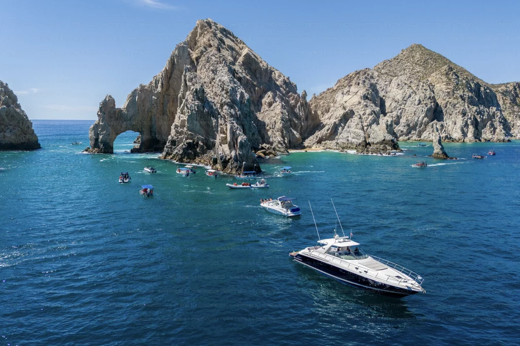 SeaRay 60 yacht charter Cabo San Lucas - exterior and cruising photo 03