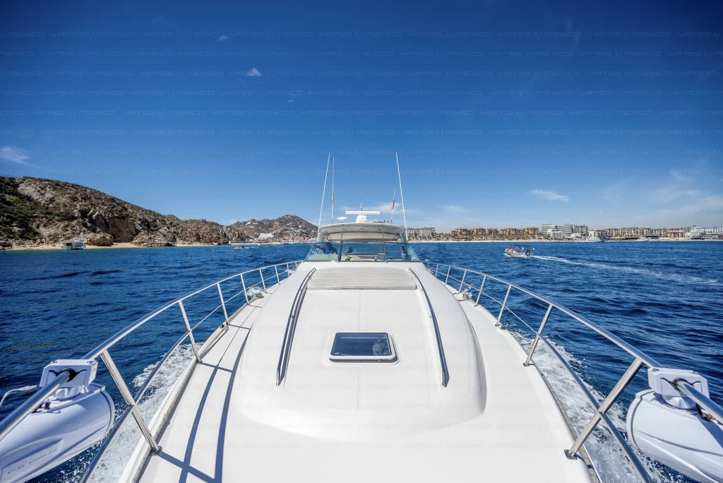 SeaRay 60 yacht charter Cabo San Lucas - decks and flybridge photo 05