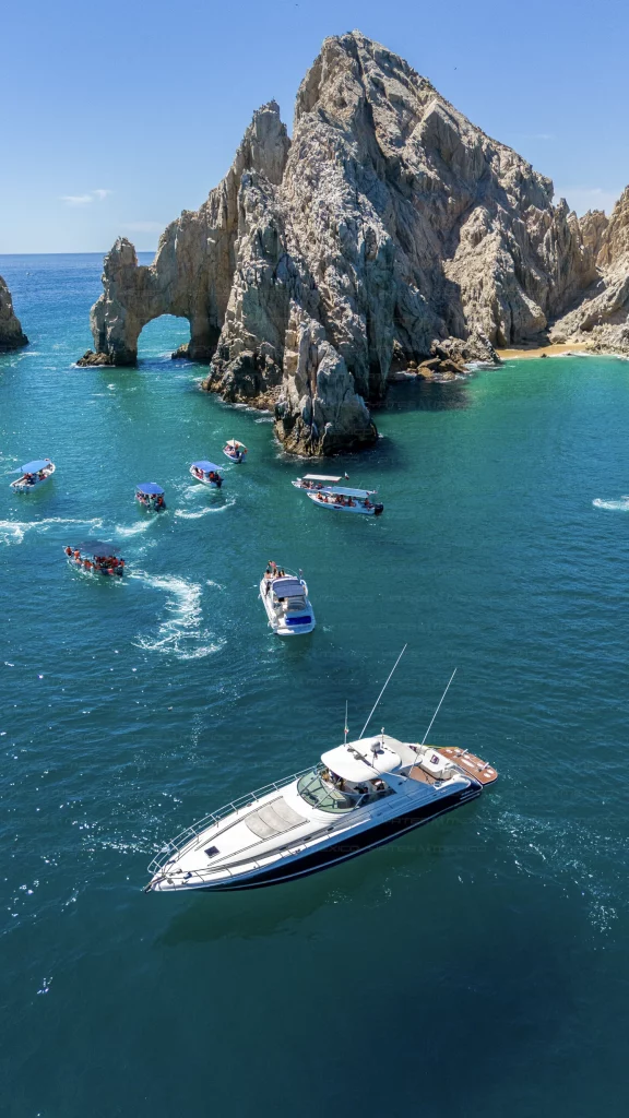 SeaRay 60 yacht charter Cabo San Lucas - exterior and cruising photo 05