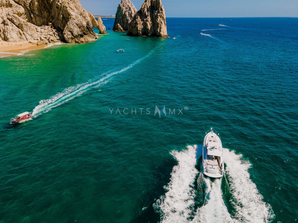Sunseeker 56 yacht charter Cabo San Lucas - exterior and cruising photo 04