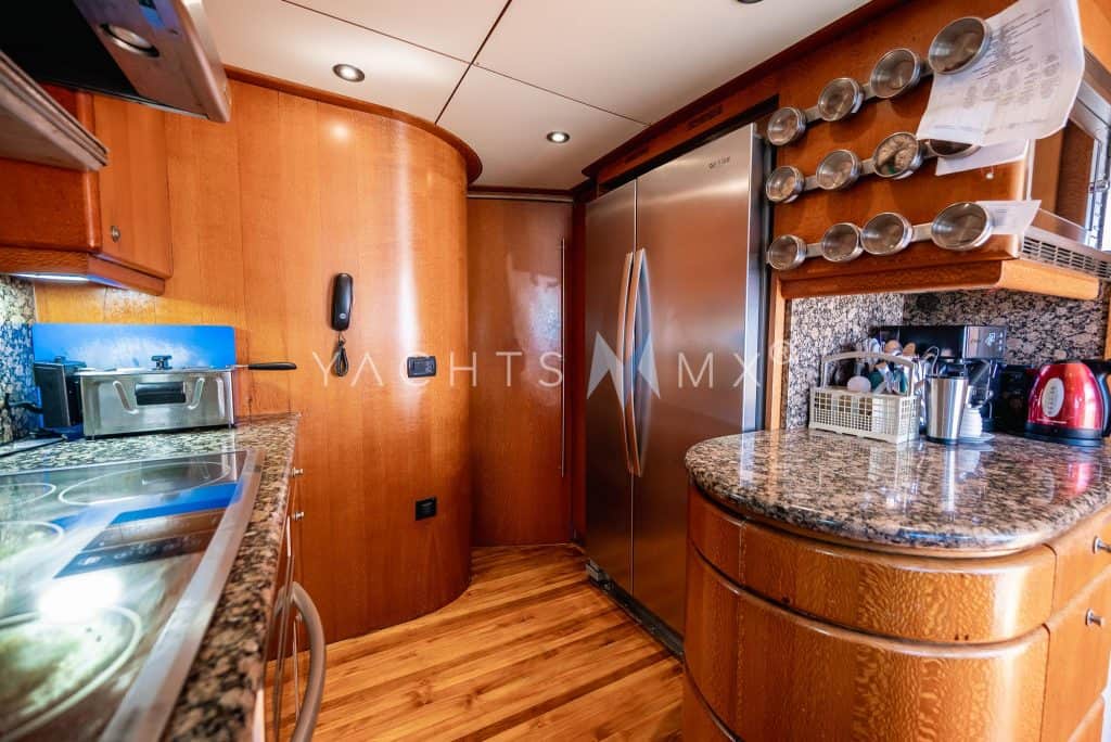 CRN 120 yacht charter La Paz - main salon and helm photo 03