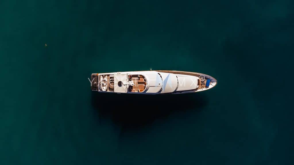 CRN 120 yacht charter La Paz - exterior and cruising photo 04