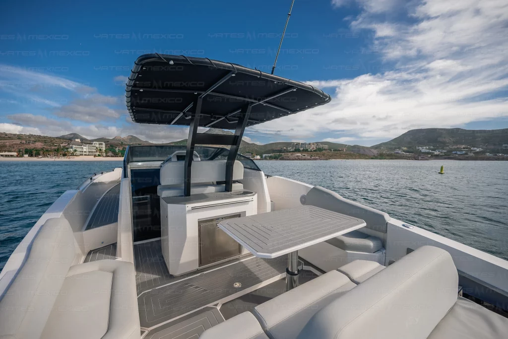RIO 36 yacht charter La Paz - decks and flybridge photo 05