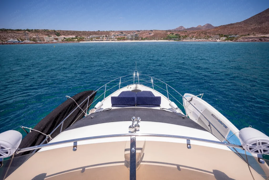 Sunseeker 57 yacht charter La Paz - decks and flybridge photo 02