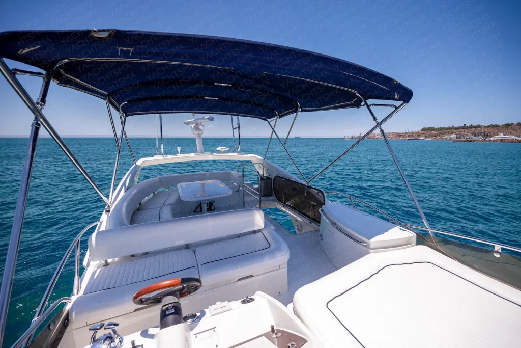 Sunseeker 57 yacht charter La Paz - decks and flybridge photo 03