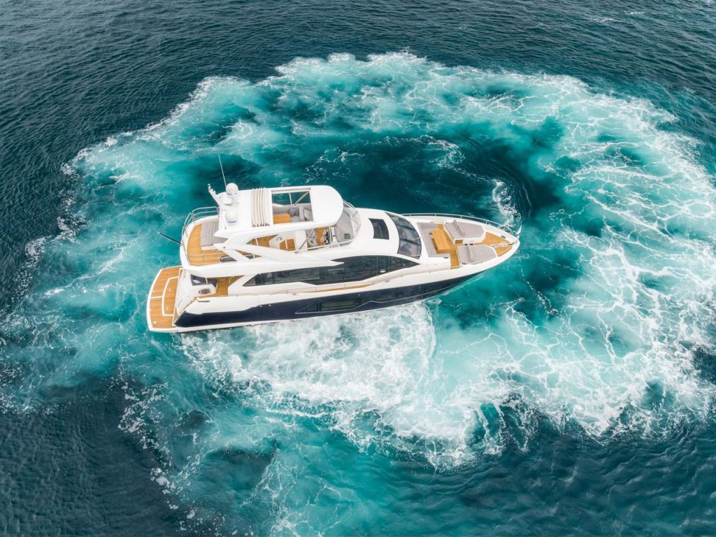 Sunseeker 76 yacht charter La Paz - exterior and cruising photo 04