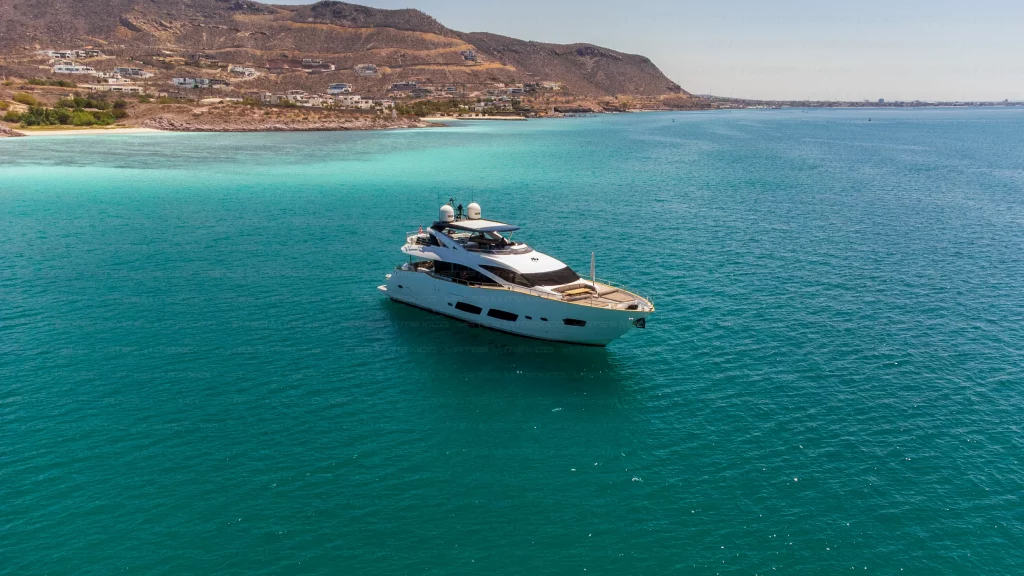 Sunseeker 90 yacht charter La Paz - exterior and cruising photo 05