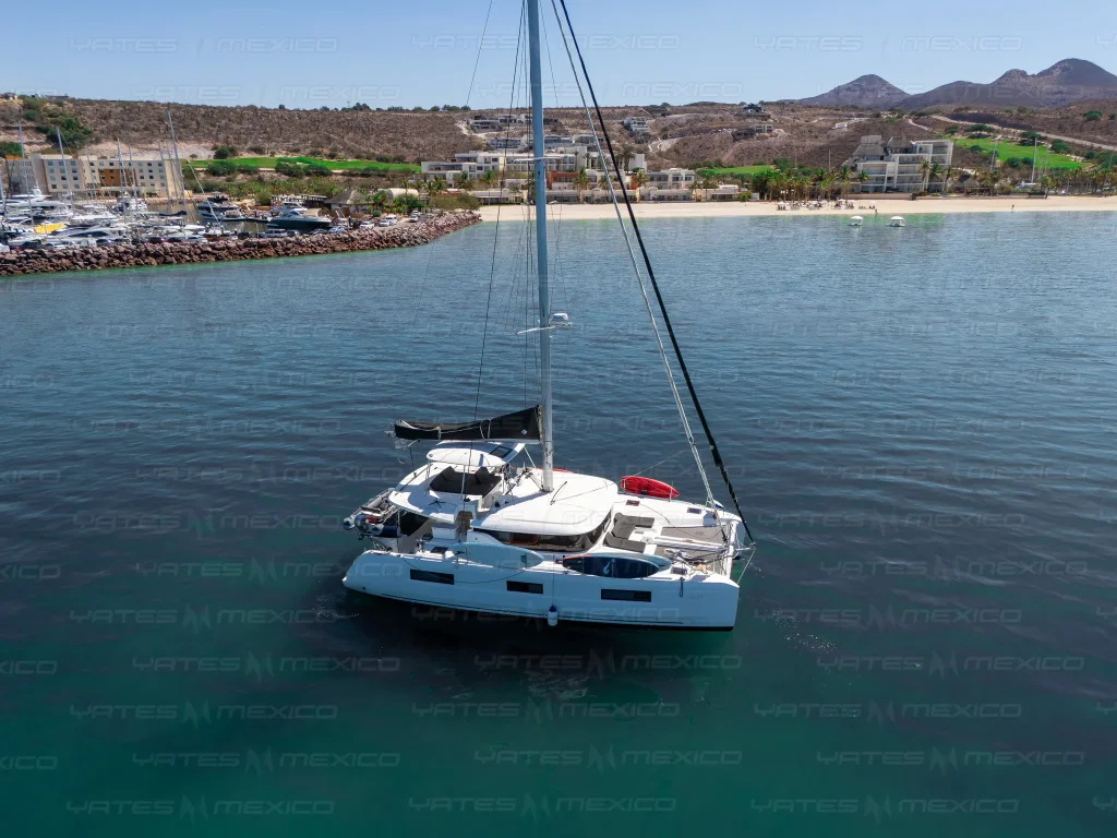 Lagoon 47 yacht charter La Paz - exterior and cruising photo 02