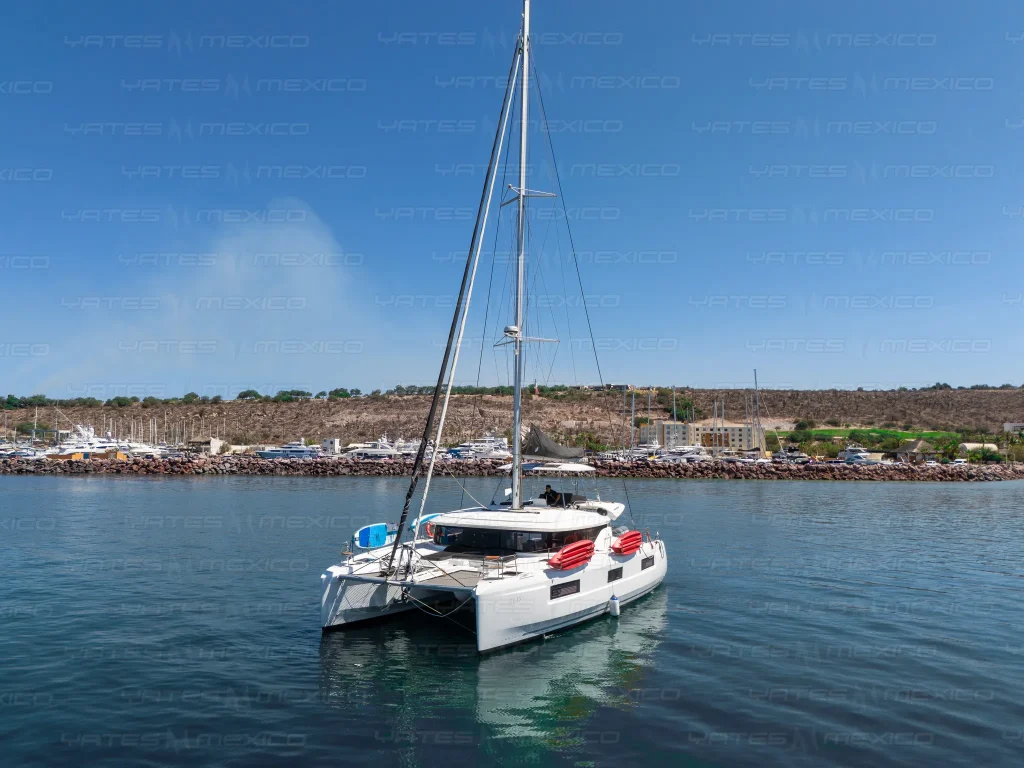 Lagoon 47 yacht charter La Paz - exterior and cruising photo 03