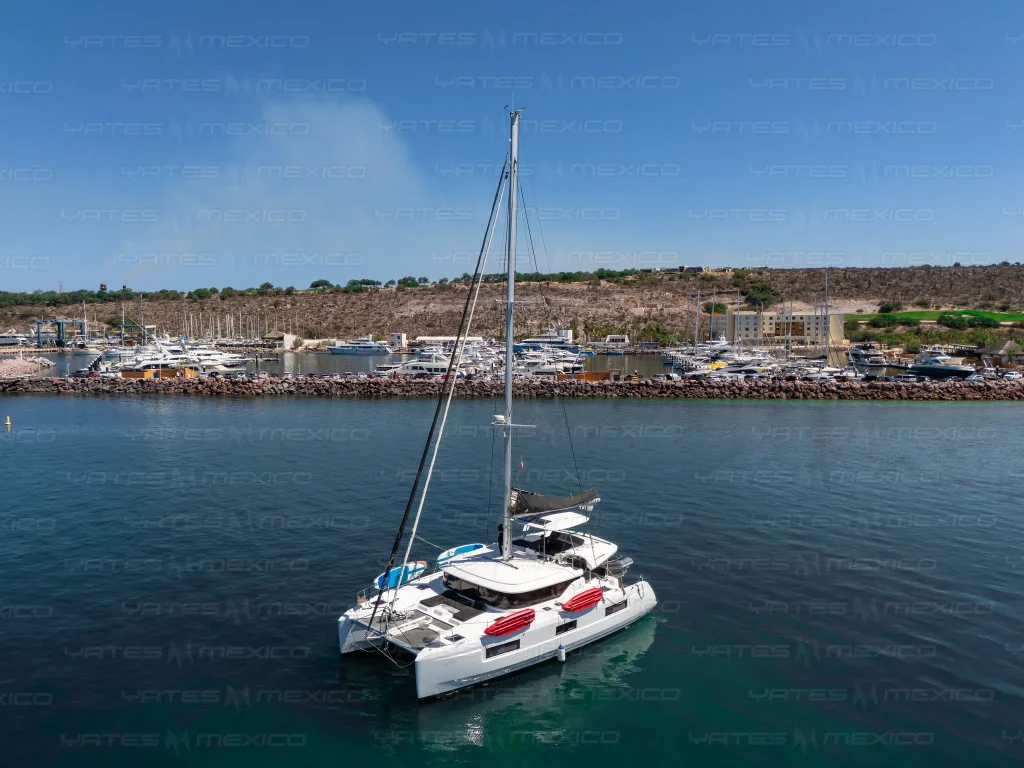Lagoon 47 yacht charter La Paz - exterior and cruising photo 05