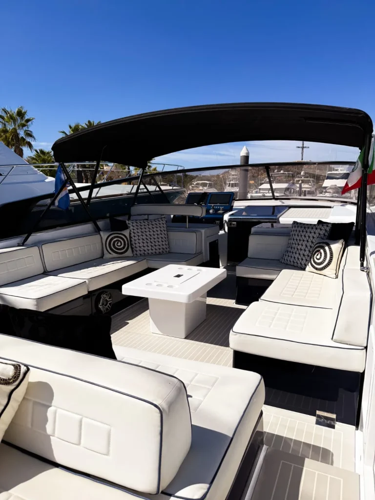 VanDutch 48 yacht charter Cabo San Lucas - decks and flybridge photo 04