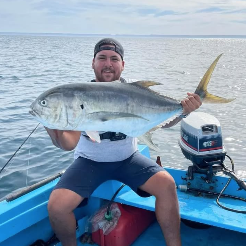 Fishing in La Paz – Mahi Mahi, Marlin & Snapper Adventures 2 Dorado fishing in La Paz