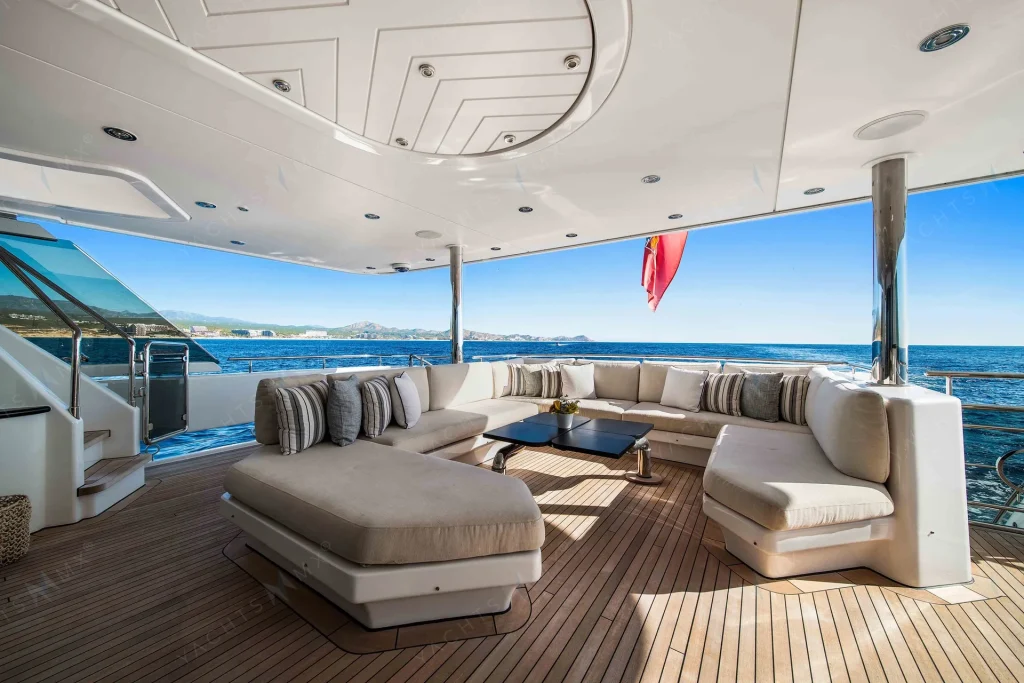 Westport 130 yacht charter Cabo San Lucas - decks and flybridge photo 01