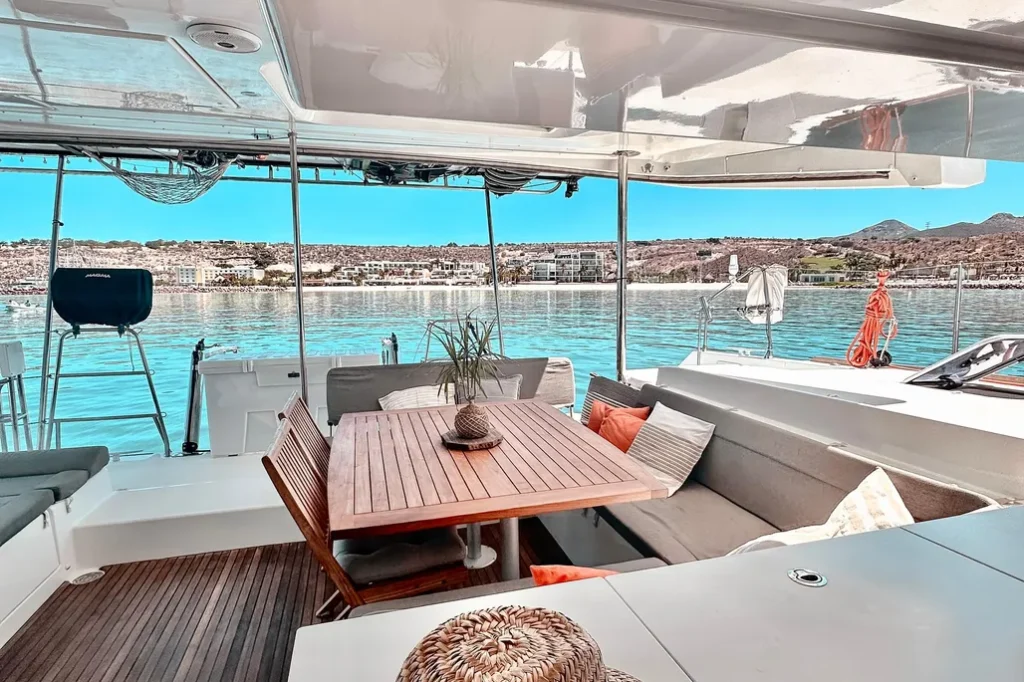 Lagoon 45 yacht charter La Paz - deck and flybridge photo 04