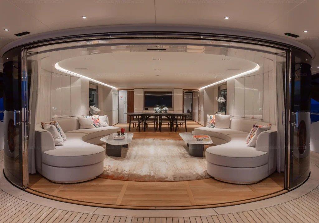 Benetti 134 yacht charter La Paz - main salon and helm photo 01