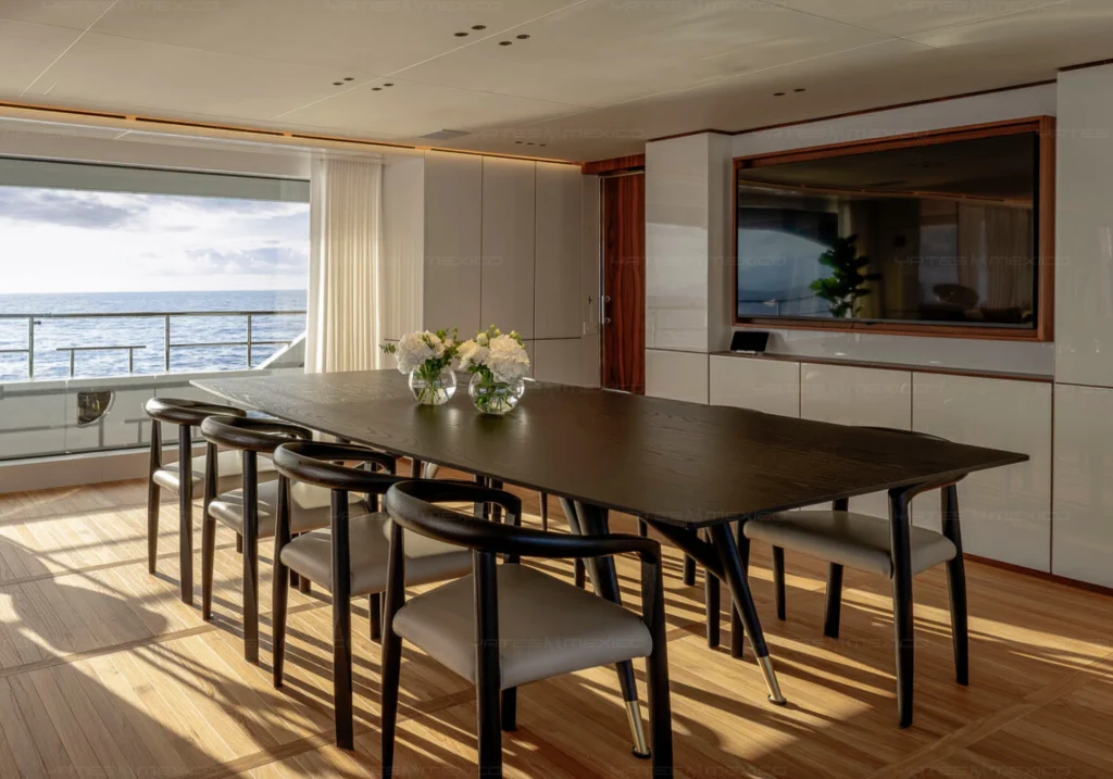 Benetti 134 yacht charter La Paz - main salon and helm photo 03