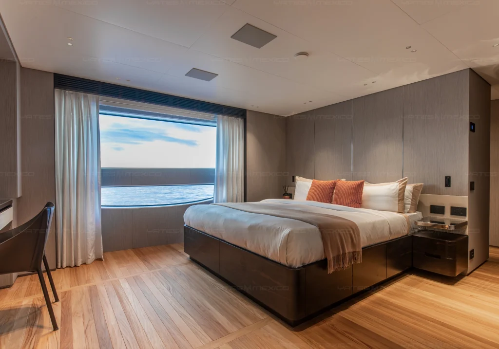 Benetti 134 yacht charter La Paz - cabins and en-suite heads photo 04