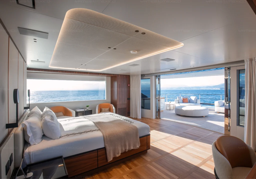Benetti 134 yacht charter La Paz - cabins and en-suite heads photo 03