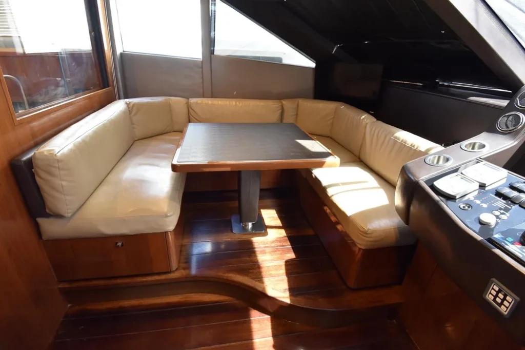 Princess 98 yacht charter La Paz - main salon and helm photo 01