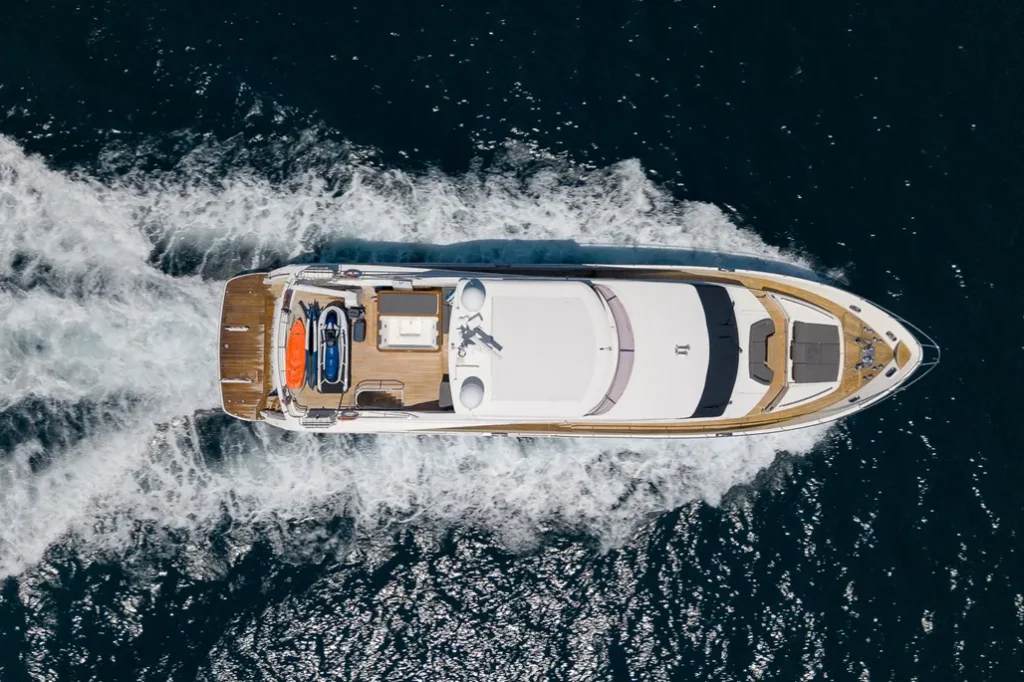 Princess 98 yacht charter La Paz - exterior and cruising photo 04