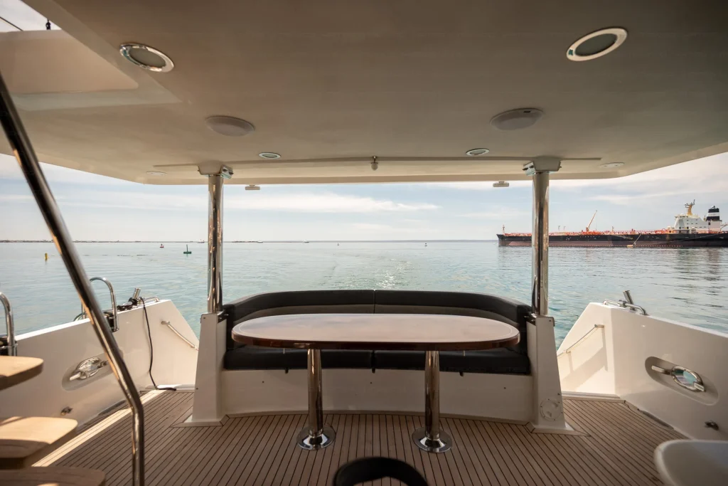 Simbol 70 yacht charter Cabo San Lucas - decks and flybridge photo 01