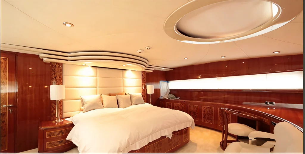 Cabin on board the Horizon 110 yacht