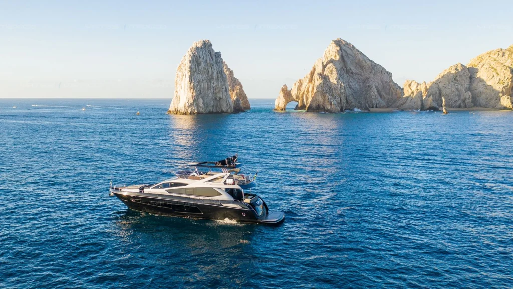 Sunseeker 80 yacht charter Cabo San Lucas - exterior and cruising photo 01