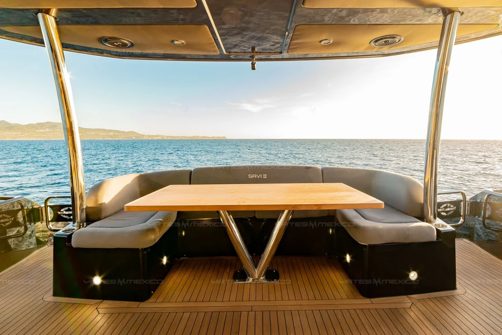 Sunseeker 80 yacht charter Cabo San Lucas - decks and flybridge photo 01