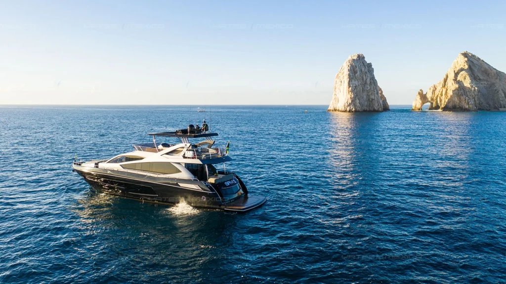Sunseeker 80 yacht charter Cabo San Lucas - exterior and cruising photo 03