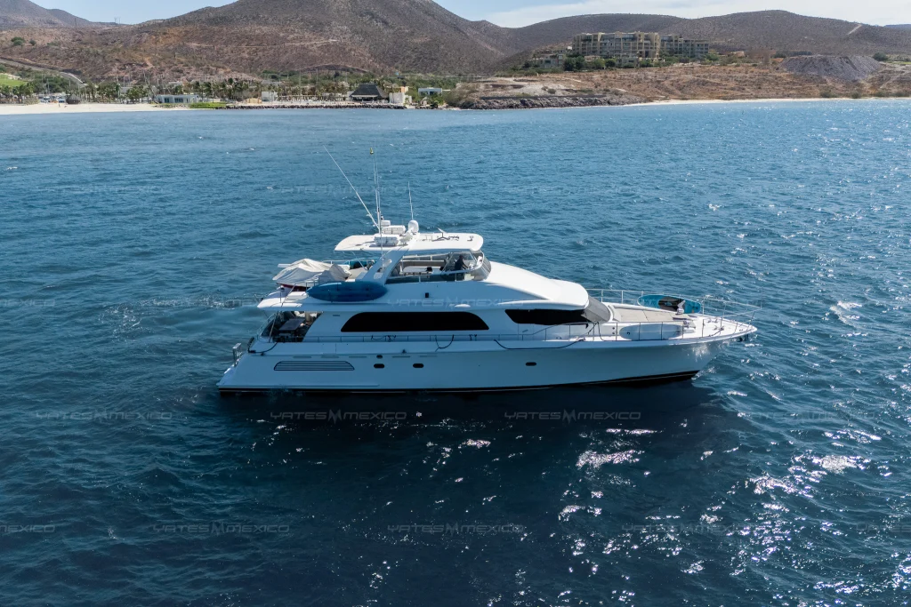 Bravo 84 yacht charter La Paz - photo 5