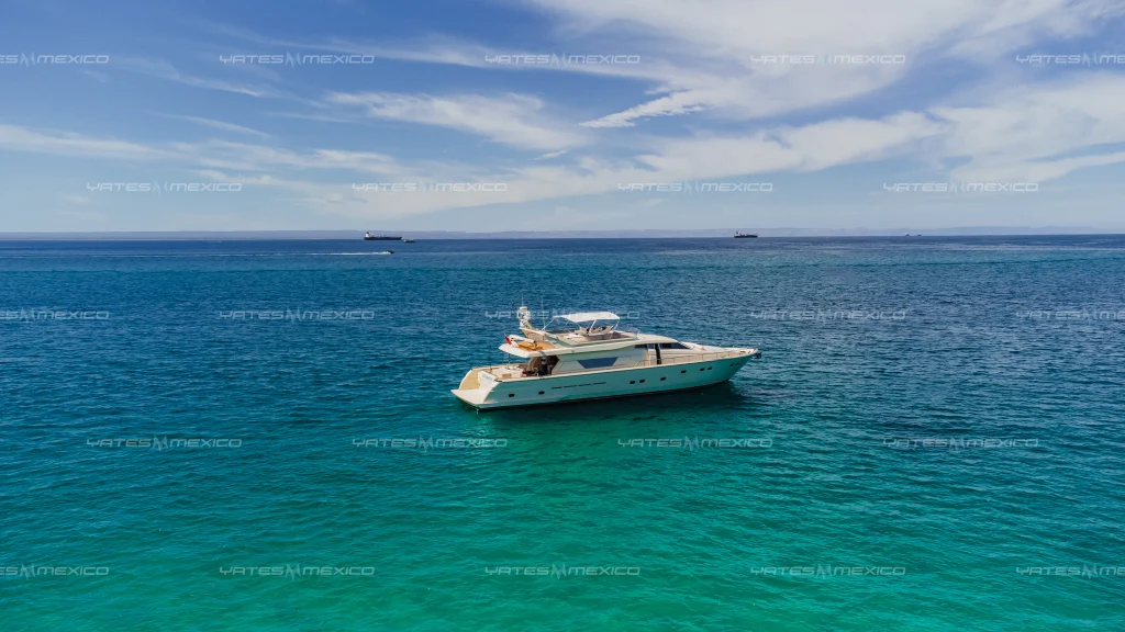 Ferretti 80 yacht charter La Paz - exterior and cruising photo 04