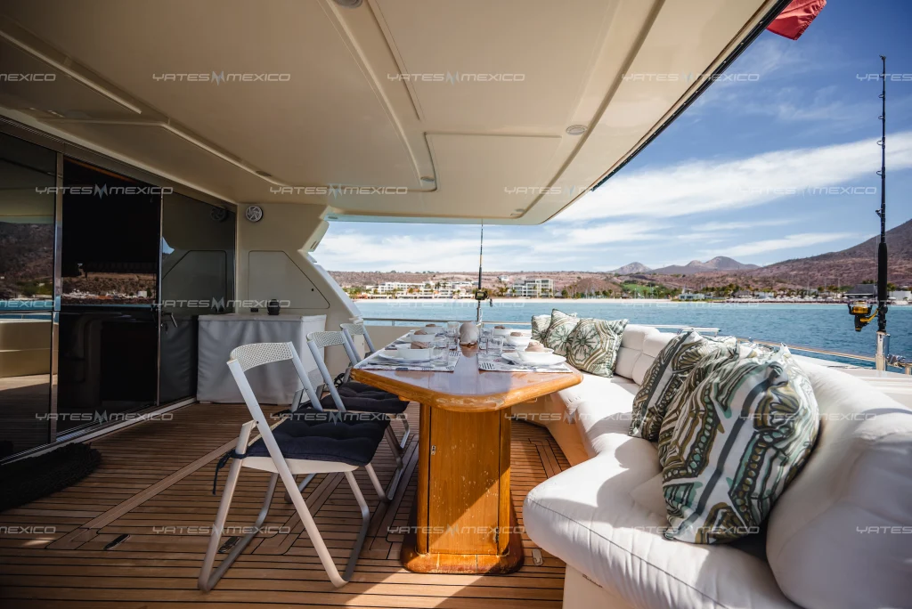 Ferretti 80 yacht charter La Paz - decks and flybridge photo 03