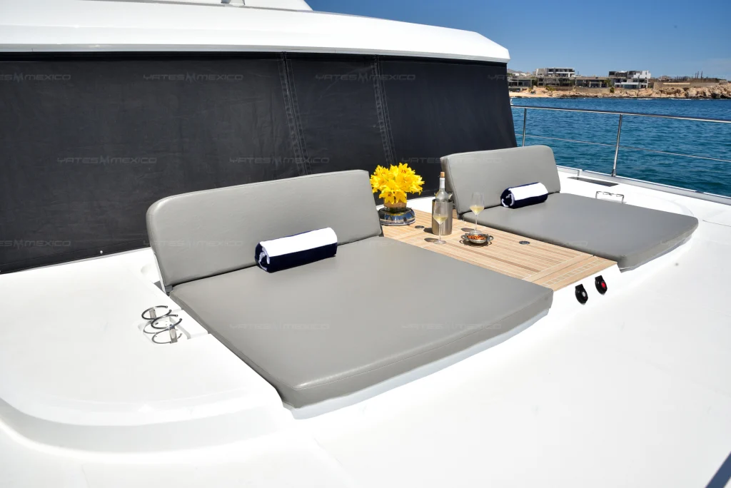 Iliad 60 yacht charter Cabo San Lucas - deck and flybridge photo 05
