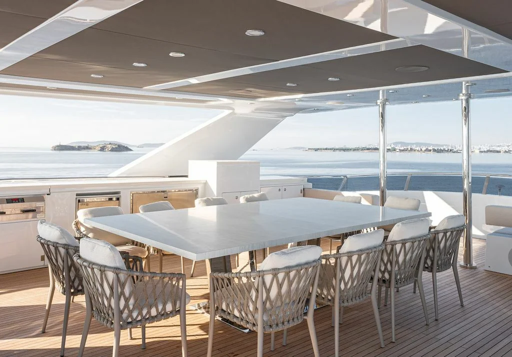 Numarine 132 deck seating area