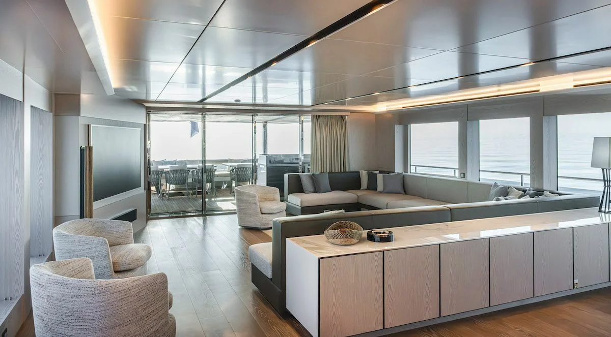 Numarine 132 main salon interior