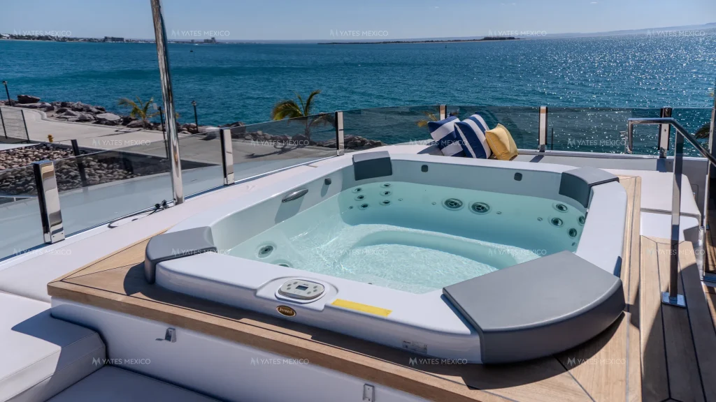 Custom Line 110 yacht charter La Paz - foredeck jacuzzi overlooking the bay
