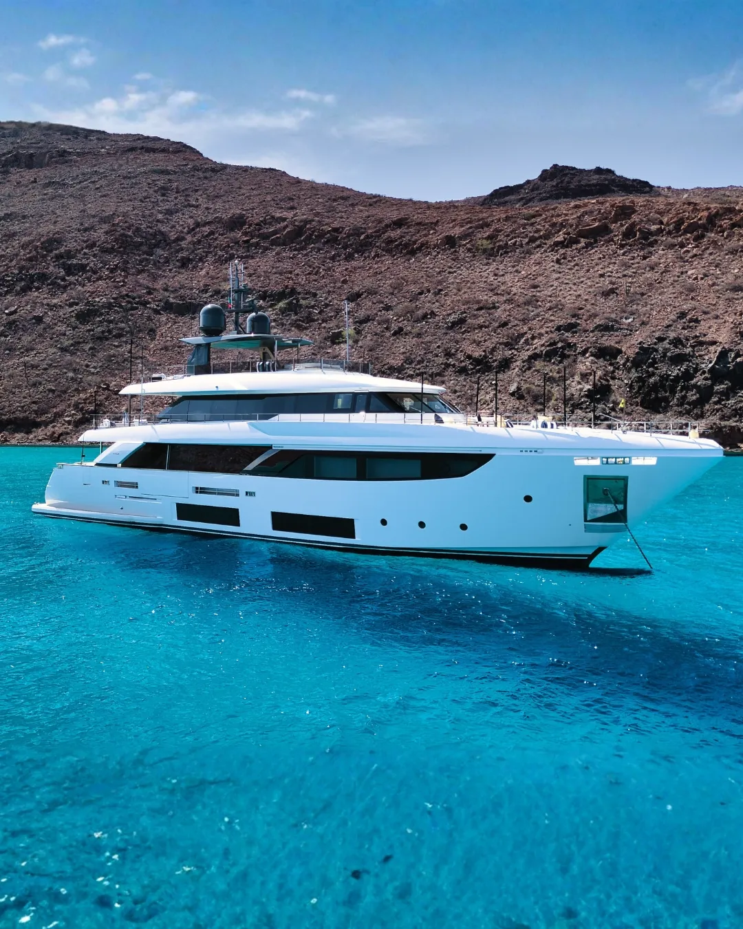 Custom Line 110 superyacht charter in the Sea of Cortez