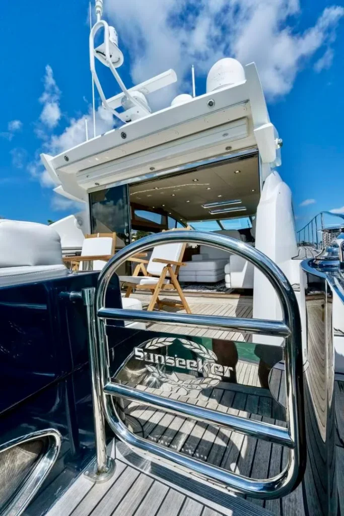 Sunseeker 64 yacht charter La Paz - aft deck and swim platform