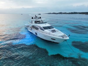 Azimut 84' · 2020 · Cancún · 1